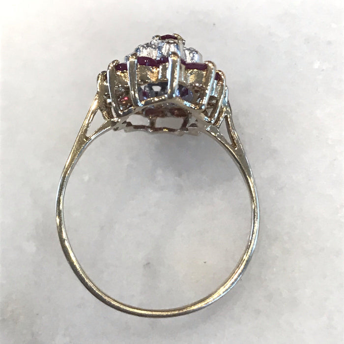 Vintage gold band ring with diamonds and rubies 