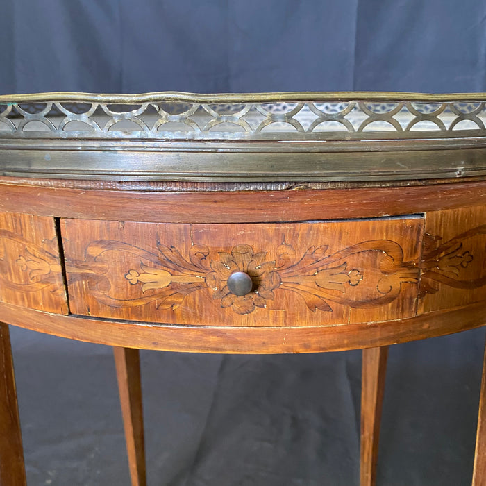 19th Century French Round Carrera Marble Top Side Table, Accent Table or Bouillotte Table with Exquisite Ribbon Marquetry and Bronze Gallery