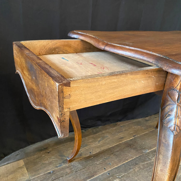 French 19th Century Walnut Accent Table, Side Table, Writing Table or Desk with Lions and Shield Crest with Secret Drawer