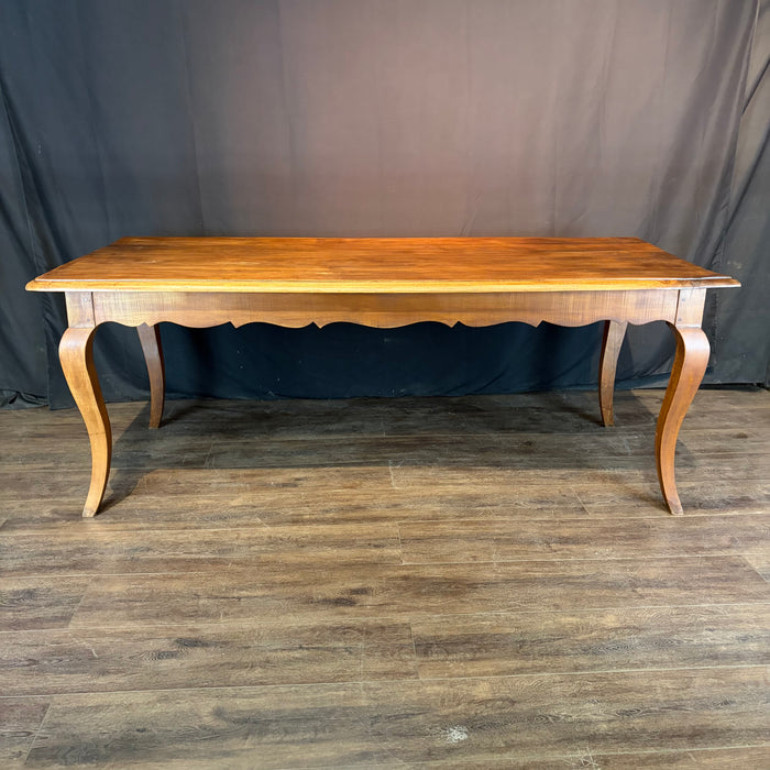19th Century French Louis XV Walnut Farmhouse Table or Dining Table with Single Drawer and Cabriole Legs