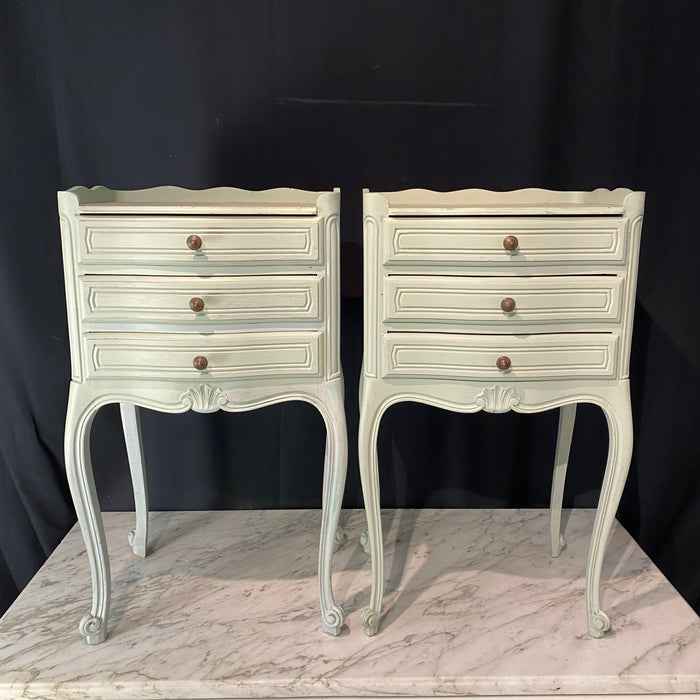 Antique French Pair of Louis XV Nightstands, Bedside Tables or Side Tables