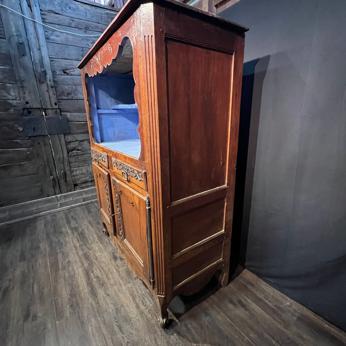 Early 19th Century French Provincial Walnut Carved Open Display Cabinet / Vaisselier / Buffet / Hutch