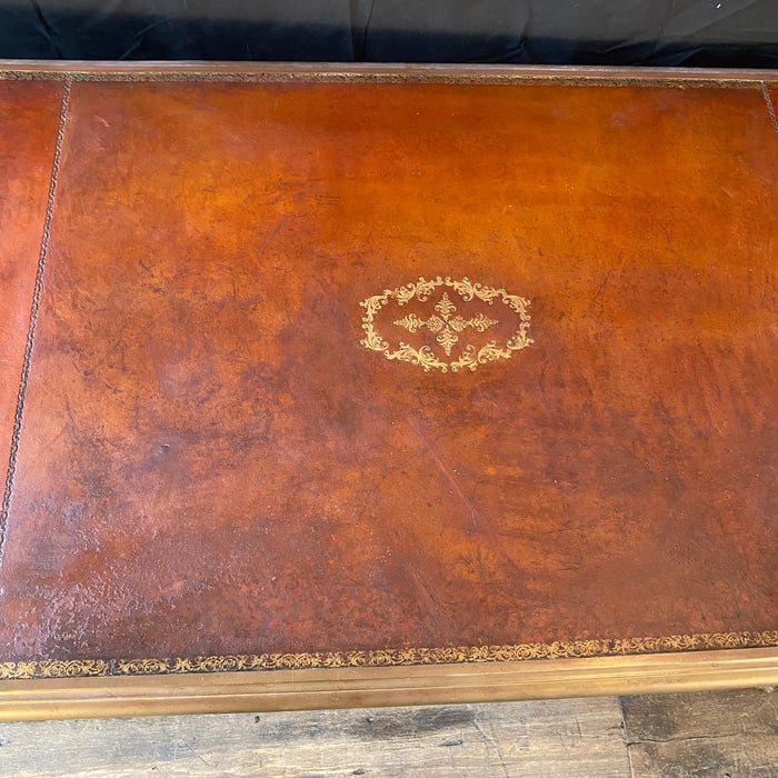 Louis XV Bronze-Mounted Kingwood and Walnut Bureau Plat Desk