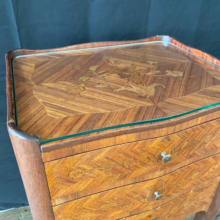 Pair of Inlaid French Louis XV Walnut and Fruitwood Nightstands, Side Tables or Bedside Tables with Intricate Marquetry
