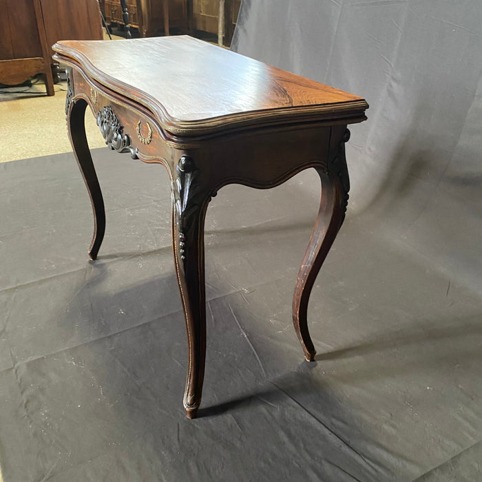 French Louis XV Period Rosewood Game Table, Side Table or Accent Table that Opens to Felt Game Table Top