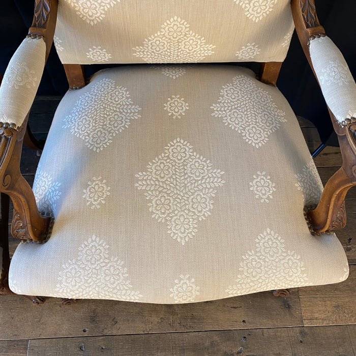 Antique French Provincial Pair of Armchairs or Fauteuils  - Elegant Louis XV Carved Walnut