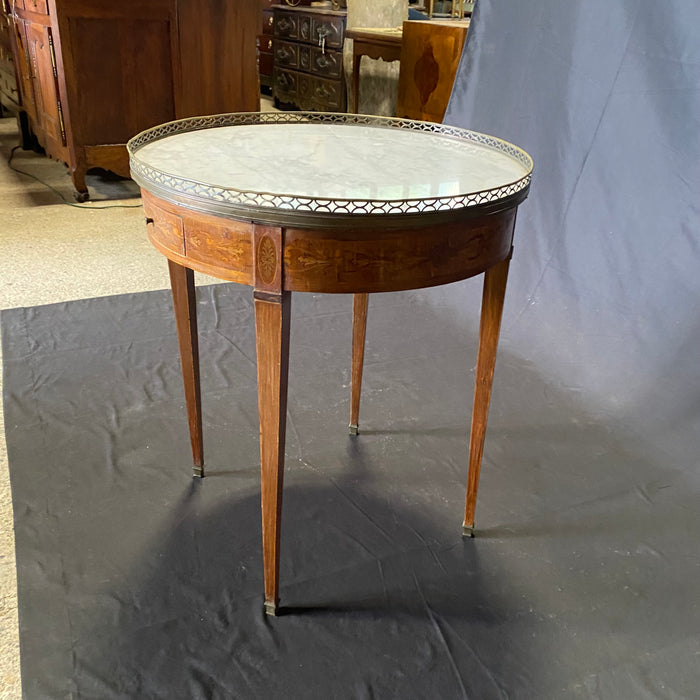 19th Century French Round Carrera Marble Top Side Table, Accent Table or Bouillotte Table with Exquisite Ribbon Marquetry and Bronze Gallery