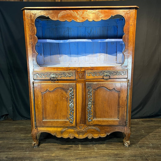 Early 19th Century French Provincial Walnut Carved Open Display Cabinet / Vaisselier / Buffet / Hutch