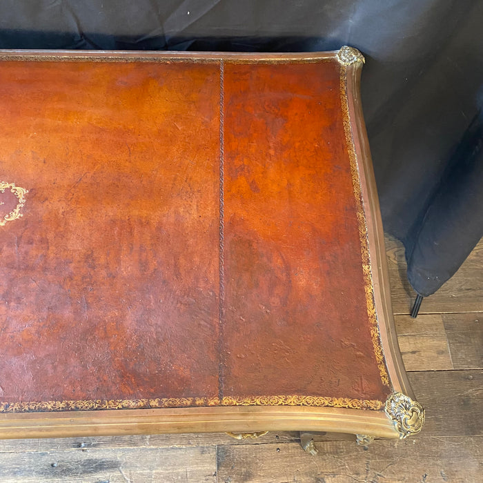 Louis XV Bronze-Mounted Kingwood and Walnut Bureau Plat Desk