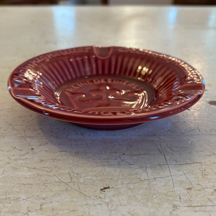 French Sarreguemines Advertising Ashtray Dish for French Brewery Champigneulles: Burgundy