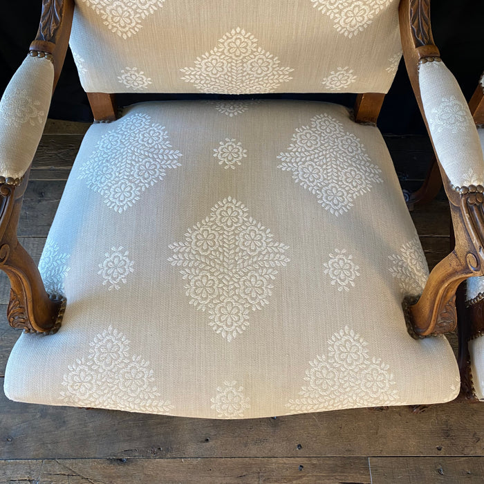 Antique French Provincial Pair of Armchairs or Fauteuils  - Elegant Louis XV Carved Walnut