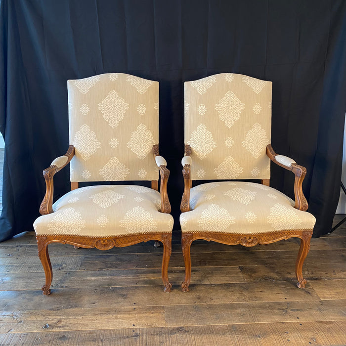 Antique French Provincial Pair of Armchairs or Fauteuils  - Elegant Louis XV Carved Walnut