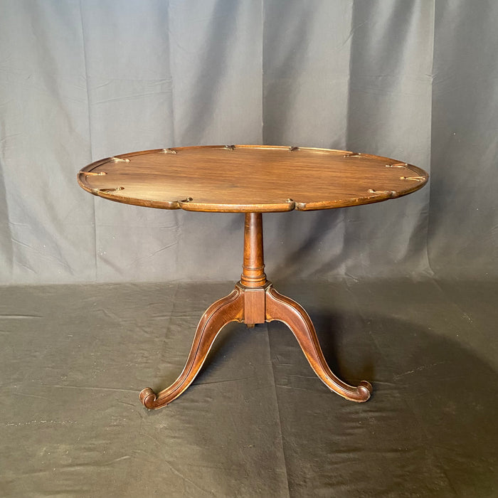 English Chippendale Georgian Round Pie Crust Table, Side Table or Accent or Entry Table with Carved Acorn Details