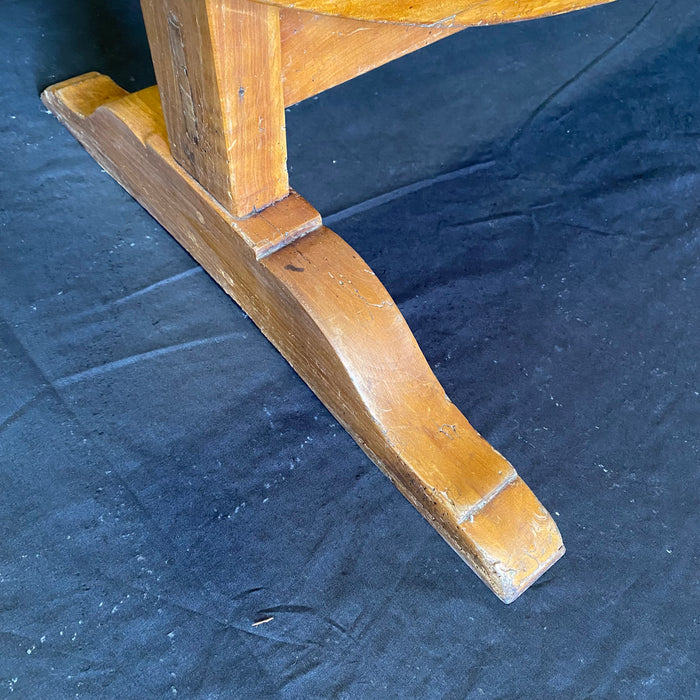 Large Oval French Early 19th Century Vigneron or Tilt-Top Walnut 'Table De Vendange' or Wine Tasting Table with Lovely Cherry Patina