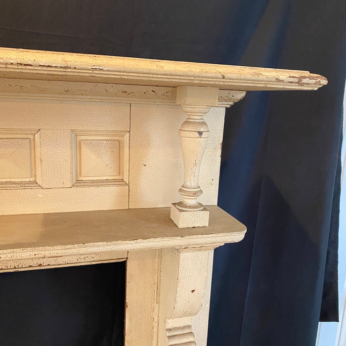 Early 19th Century Federal Fireplace Mantel Found in Maine