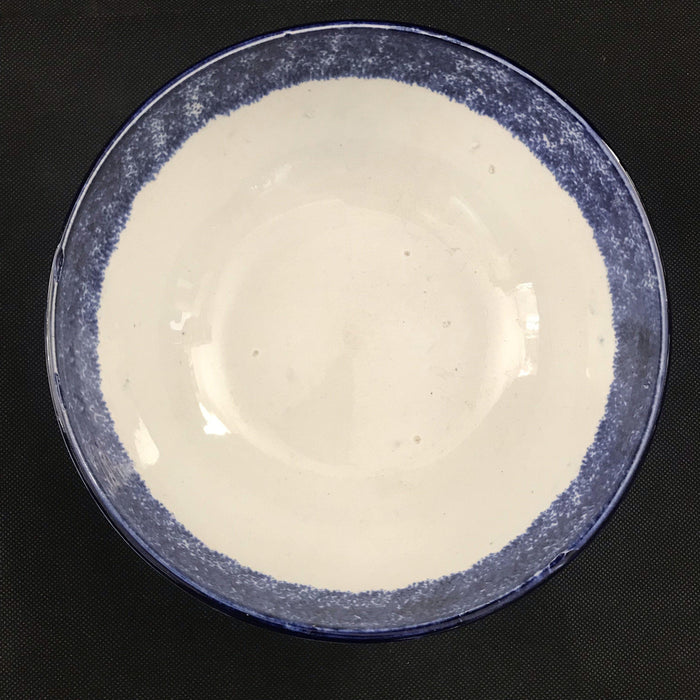 Antique blue and white design bowl 