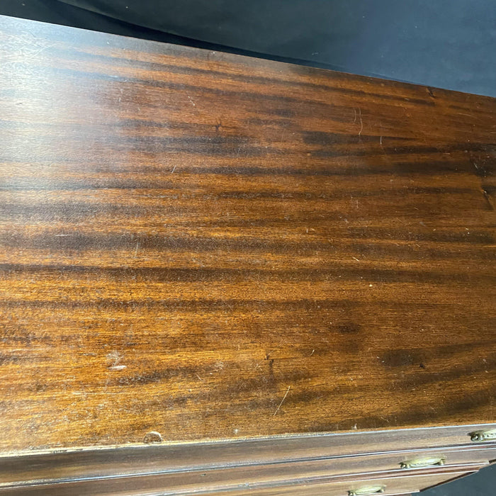 Early Sheraton 1820 Chest of Drawers