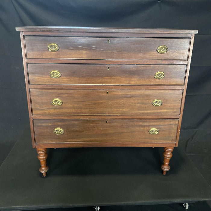 Early Sheraton 1820 Chest of Drawers