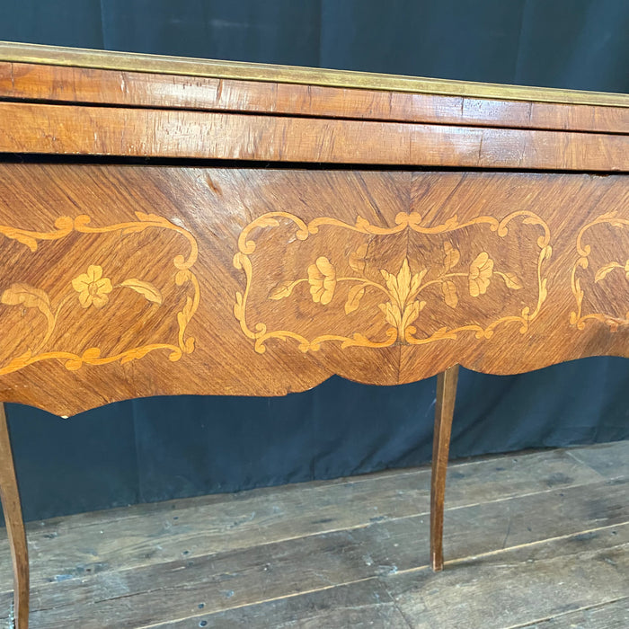 Antique French Louis XV Walnut Marquetry Inlaid Card and Backgammon Table, 19th Century