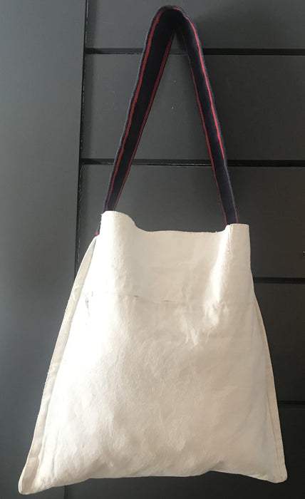 Vintage white shoulder bag with money bag pocket and blue strap