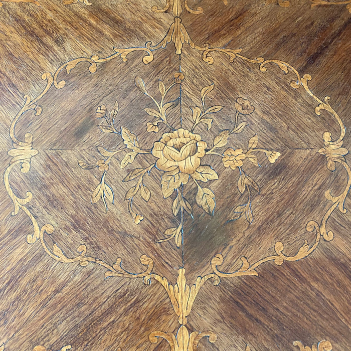 Antique French Louis XV Walnut Marquetry Inlaid Card and Backgammon Table, 19th Century