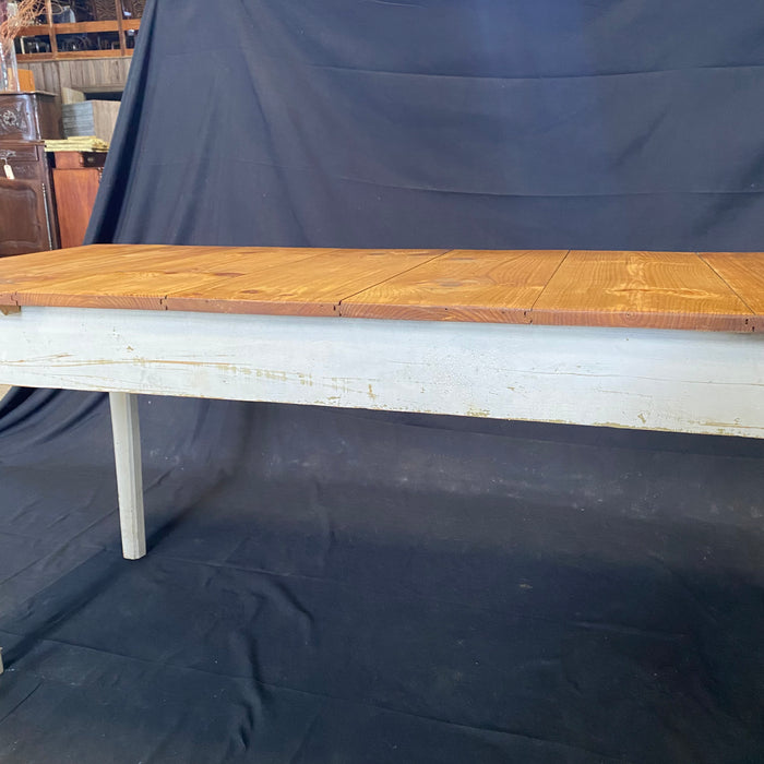 Antique Pine Dining Table - View of Apron - For Sale