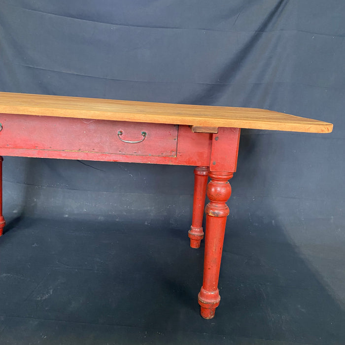 Antique Dining Table - Leg View - For Sale