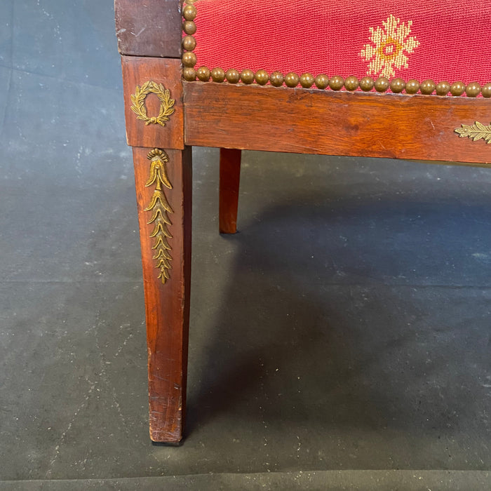 Antique French Loveseat - Leg View - For Sale